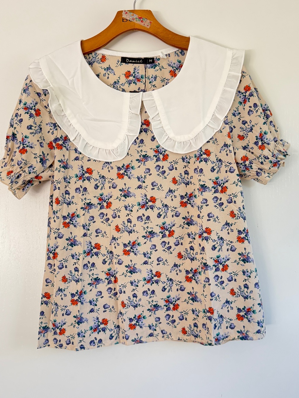 Dazie Floral Puff-Sleeve Blouse with White Peter Pan Collar